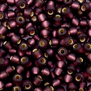 Perles de rocailles Miyuki 6/0 Silverlined matte dark smoky amethyst 6-13F