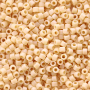 Perles Miyuki delicas 11/0 Opaque pear yellow DB-1131