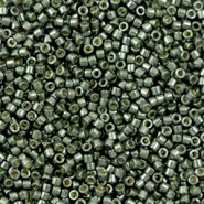 Perles Miyuki d&eacute;licas 11/0 Duracoat galvanized steel green DB-2512