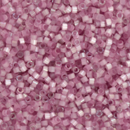Perles Miyuki d&eacute;licas 11/0 Silk satin dyed orchid Silk rose DB-1806