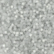 Perles Miyuki d&eacute;licas 11/0 Silk satin dyed shadow gray DB-1816