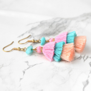Sets d'inspiration Confection de boucles d’oreilles pour l’été avec des pompons 3 couches ! 