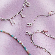 Sets d'inspiration Création de bracelets et colliers avec breloques en métal TQ laiton