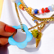 Sets d'inspiration Créez des colliers robustes et colorés avec des perles nacrées et polymère