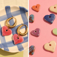 Sets d'inspiration Créez des bijoux pleins d'amour avec les perles en céramique grecques en forme de cœur