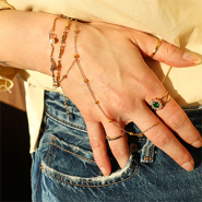 Sets d'inspiration Inspiration avec des chaînes de main en acier inoxydable