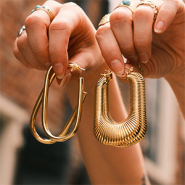 Nouveau Nouveaux bijoux: boucles d’oreilles audacieuses