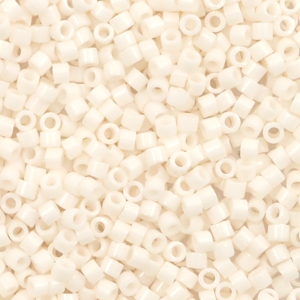 Perles Miyuki delicas 11/0 Opaque bisque white DB-1490