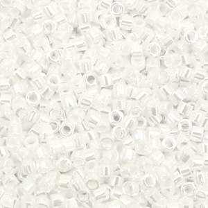 Perles Miyuki delicas 11/0 Ceylon white pearl DB-201