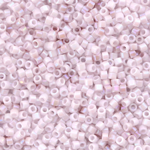 Perles Miyuki delicas 11/0 Opaque AB pale rose DB-1504