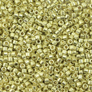 Perles Miyuki d&eacute;licas 11/0 Duracoat galvanized pale soft gold DB-2502