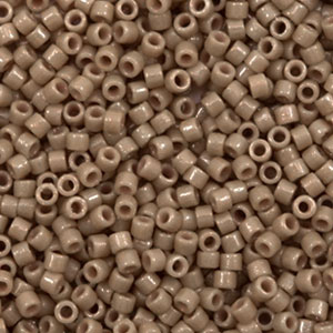 Perles Miyuki delicas 11/0 Duracoat opaque dyed beige DB-2105
