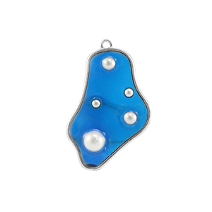 Pendentifs en r&eacute;sine irr&eacute;gulier avec perles Argent&eacute;-bleu-blanc