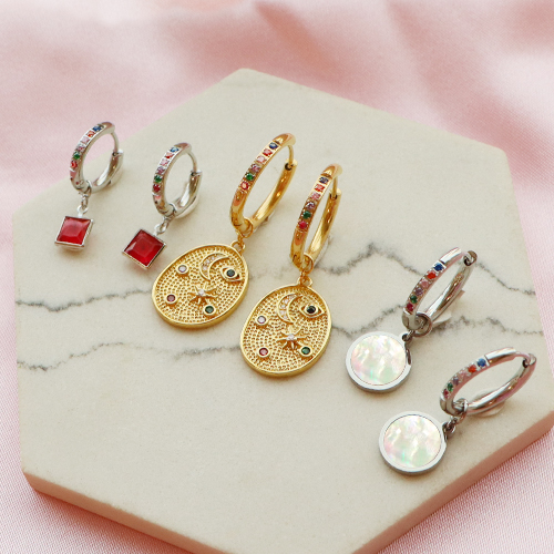 Personnalisez ces magnifiques cr&eacute;oles en acier inox