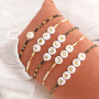Des bracelets tendance en fil macram&eacute; avec des perles Miyuki et des perles lettres 