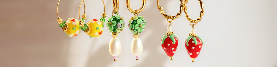 Perles peintes &agrave; la main               