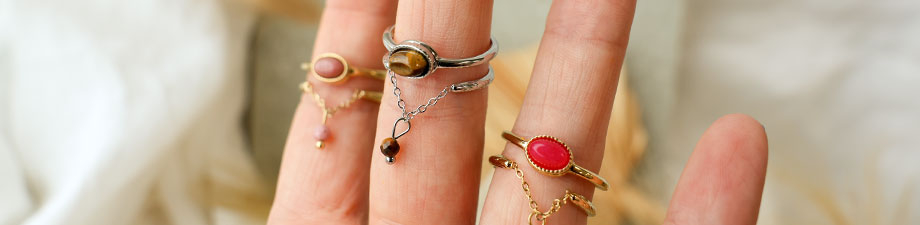 Splendide bague avec pierre naturelle en acier inoxydable