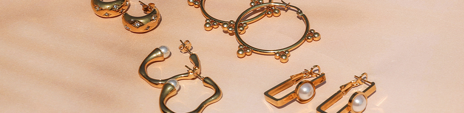 Tout juste arrivé! Boucles d'oreilles en acier inoxydable Tout juste arrivé! Boucles d'oreilles en acier inoxydable