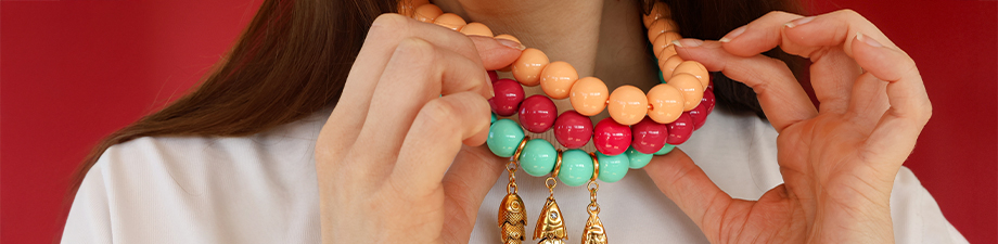 Nouveaux colliers en perles acryliques rondes BY31® Nouveaux colliers en perles acryliques rondes BY31®